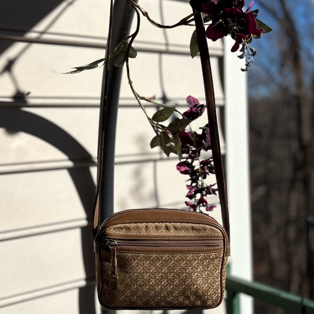 Vintage Loewe Signature Logo Canvas Crossbody | Rare | Excellent Condition - Picture 4 of 13